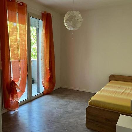 Hogar Mami Apartment Rimini Ngoại thất bức ảnh