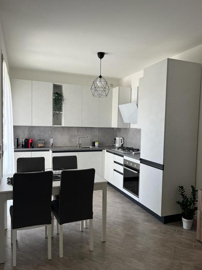 Hogar Mami Apartment Rimini Ngoại thất bức ảnh
